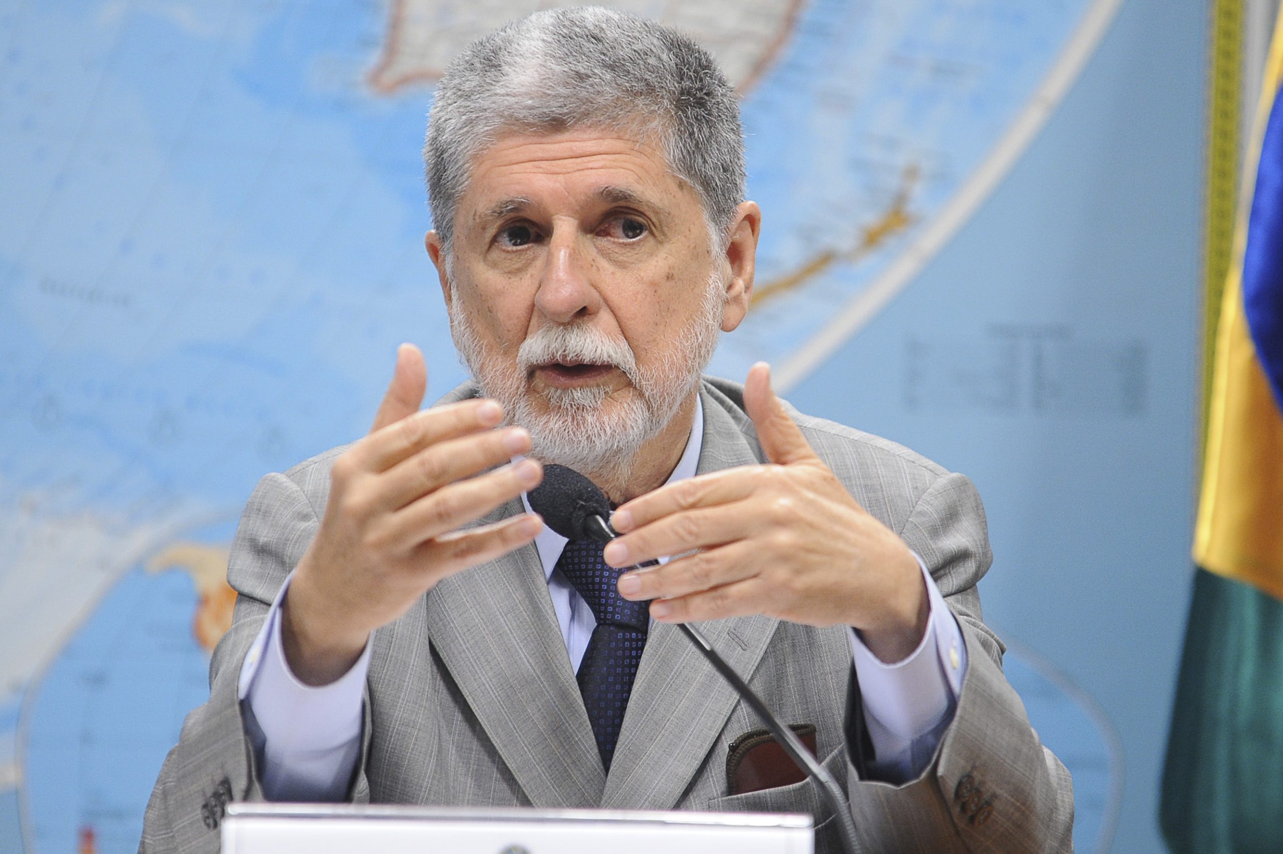 Celso Amorim diz que Brasil estuda adesão à Nova Rota da Seda