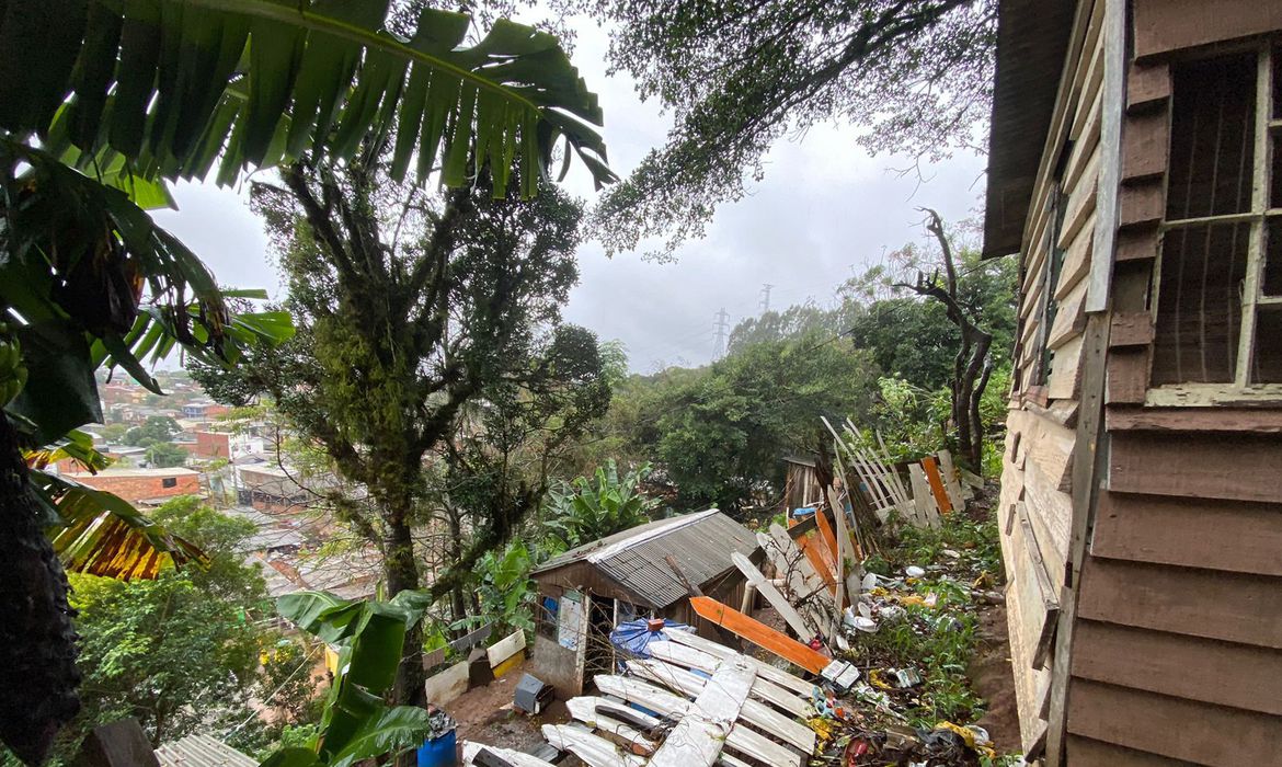 consequências da passagem de ciclone pelo Rio Grande do Sul
