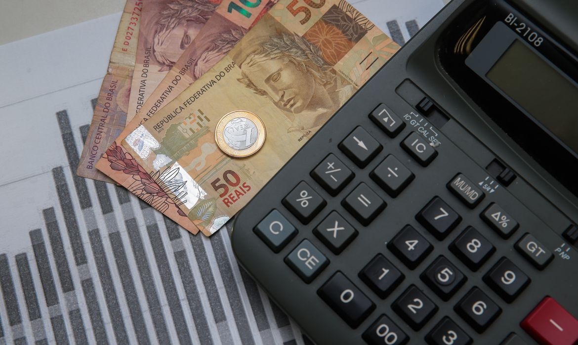 Levantamento da CNI mostra peso dos EUA no faturamento de 9 setores brasileiros
