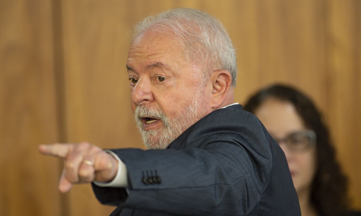 Lula vai a Colômbia participar de reunião sobre a Amazônia