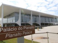 Palácio do Planalto na Praça dos Três Poderes em Brasília