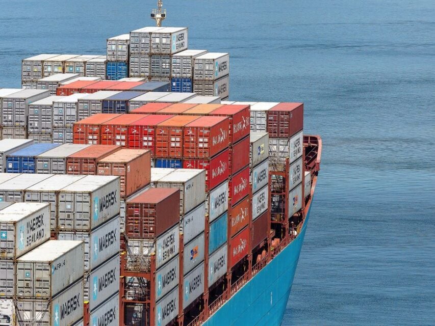 porto, carga, comércio internacional, exportação, importação - exportações - balança comercial