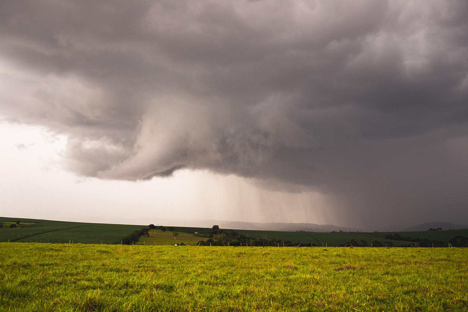 chuva fazenda clima invernada, chuva soja