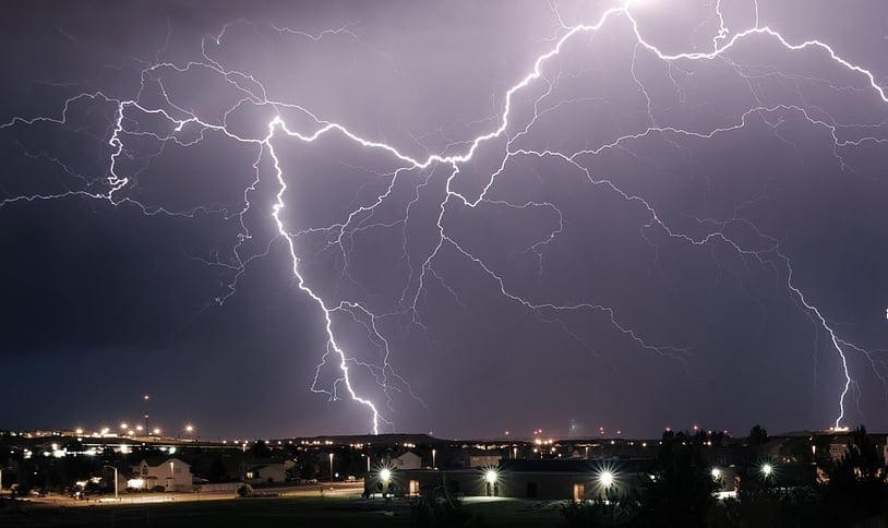 Temporais e risco de queimadas em algumas regiões; veja a previsão do tempo para hoje